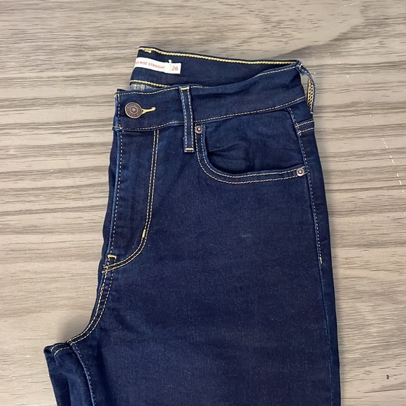 LEVIS HIGH RISE STRAIGHT WOMENS DARK WASH JEANS 26 - Picture 4 of 12